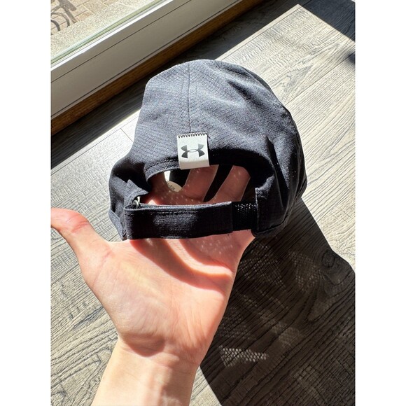 Under Armour Black Grey Reflective Adjustable Hat | Performance Running Cap - Picture 2 of 3